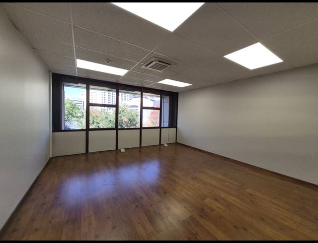 711M² OFFICE TO LET IN SANDTON CENTRAL